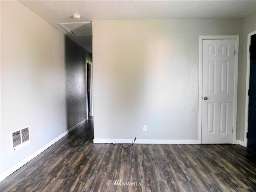 306 Colorado Street Longview, WA 98632 - Photo 14 of 21