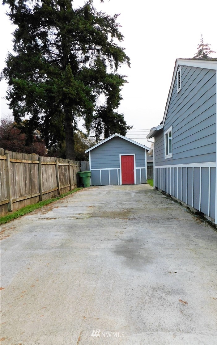 306 Colorado Street Longview, WA 98632 - Photo 4 of 21