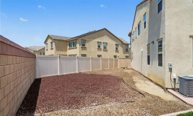 $3,800 | 24523 Preston Court, Lake Elsinore, CA 92532
