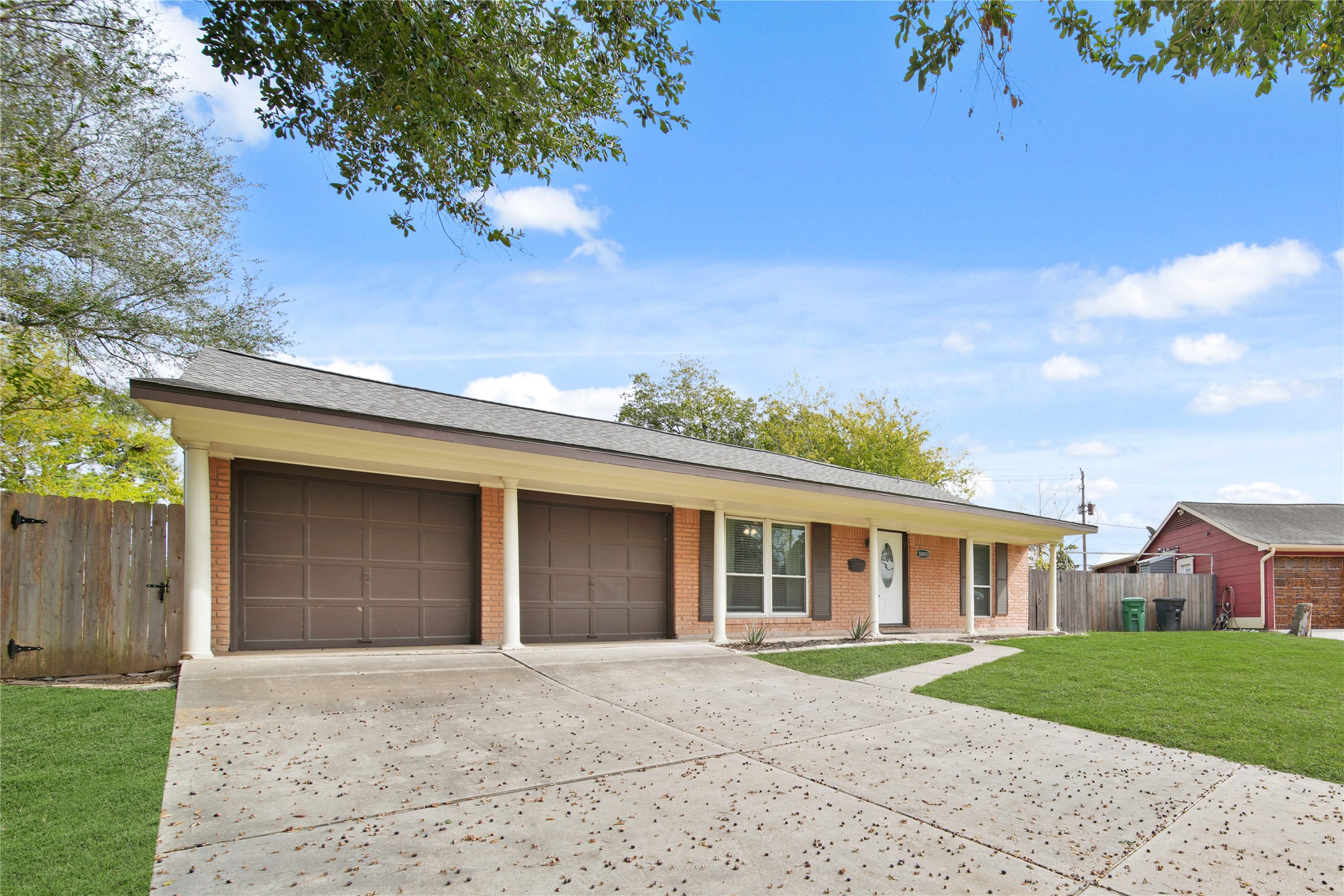 10803 Doud Street Houston, TX 77035 - Photo 7 of 29