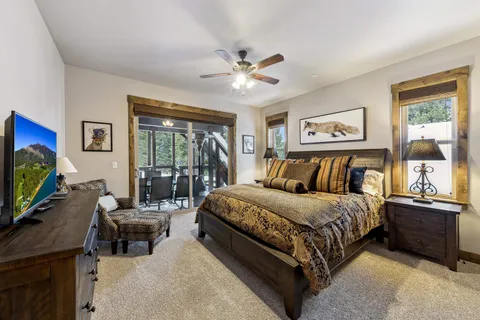 $2,350,000 | 10935 Ski Slope Way, Truckee, CA 96161