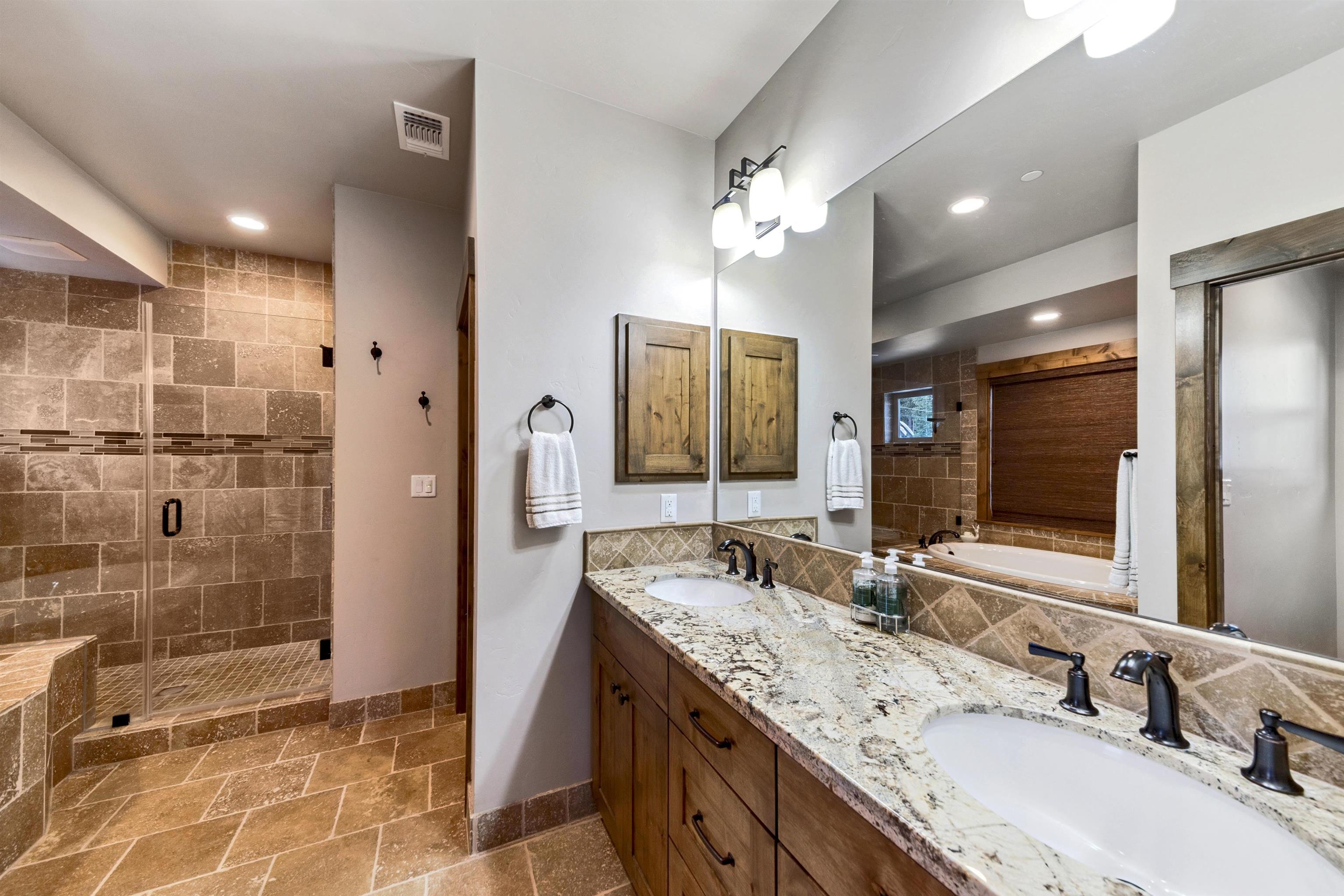 10935 Ski Slope Way Truckee, CA 96161 - Photo 7 of 28