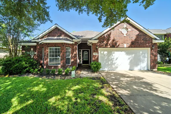 $2,400 | 1626 Maryvale Drive, Katy, TX 77494