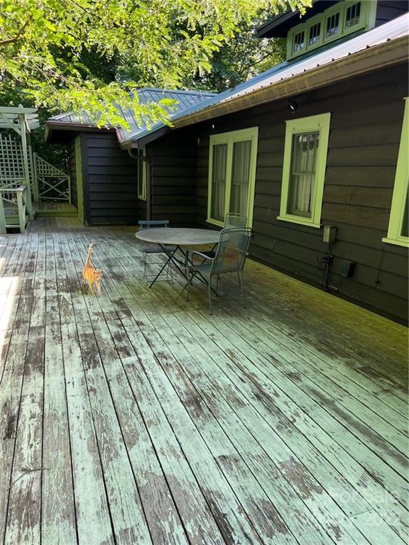 225 Baker Road Tryon, NC 28782 - Photo 12 of 42 Gallery Image 12