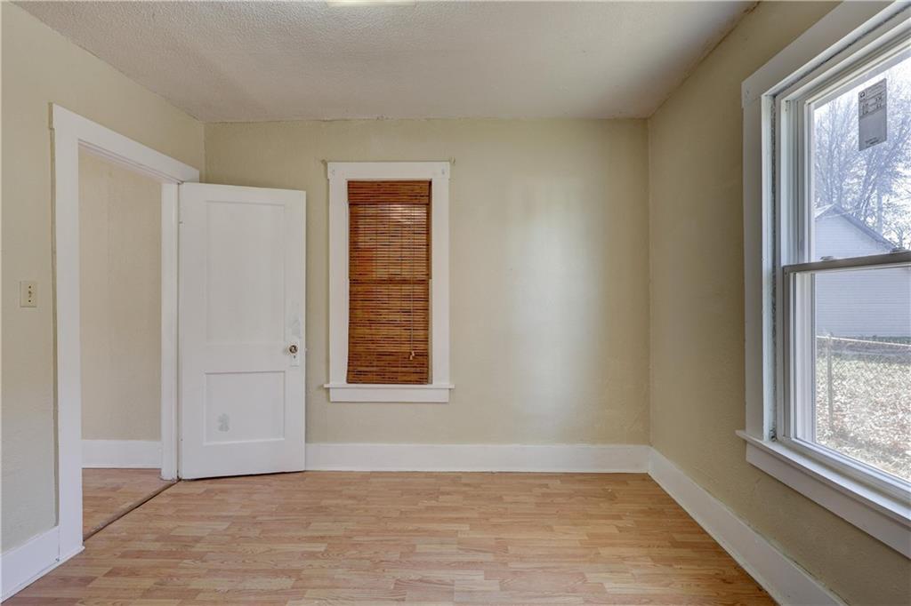 416 East Jackson Street Pittsburg, KS 66762 - Photo 16 of 25