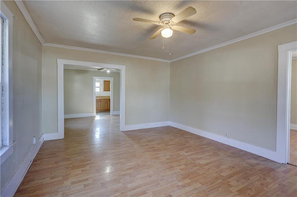 416 East Jackson Street Pittsburg, KS 66762 - Photo 5 of 25