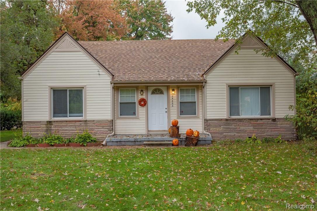 24466 Wick Road Taylor, MI 48180 - Photo 1 of 32 IMG_0994.JPG