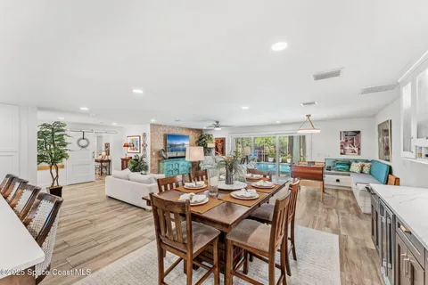 $1,500,000 | 200 Oak Street, Melbourne Beach, FL 32951