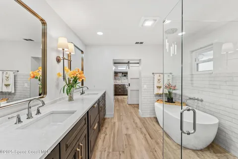 $1,500,000 | 200 Oak Street, Melbourne Beach, FL 32951