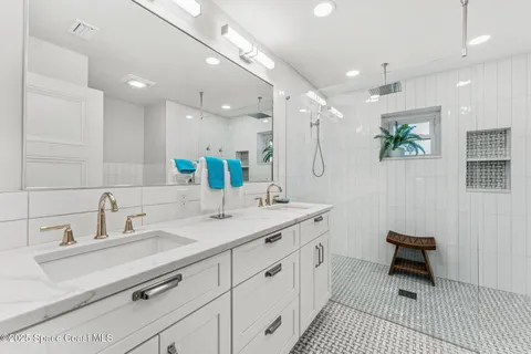 $1,500,000 | 200 Oak Street, Melbourne Beach, FL 32951