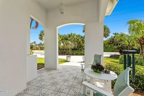 $1,500,000 | 200 Oak Street, Melbourne Beach, FL 32951