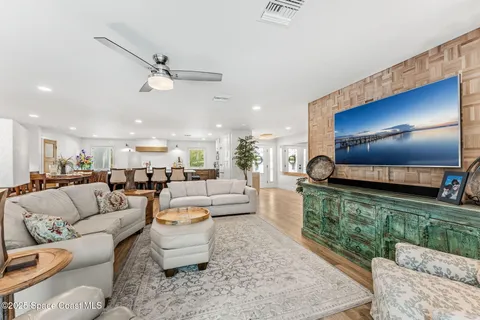 $1,500,000 | 200 Oak Street, Melbourne Beach, FL 32951