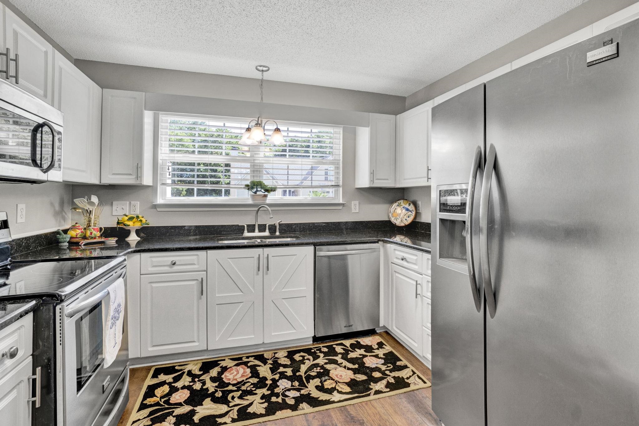 338 Riverside Chase Circle Greer, SC 29650 - Photo 10 of 36