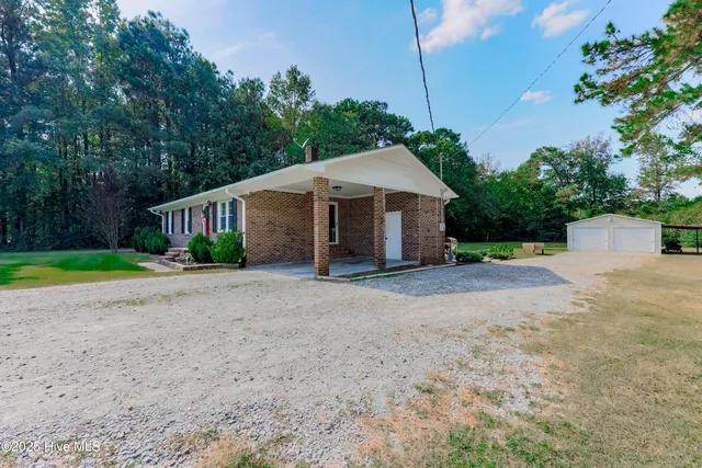 $250,000 | 1110 South Dobson Chapel Road, Magnolia, NC 28453