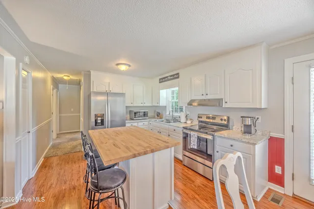 $250,000 | 1110 South Dobson Chapel Road, Magnolia, NC 28453