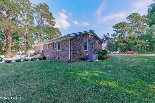 $250,000 | 1110 South Dobson Chapel Road, Magnolia, NC 28453