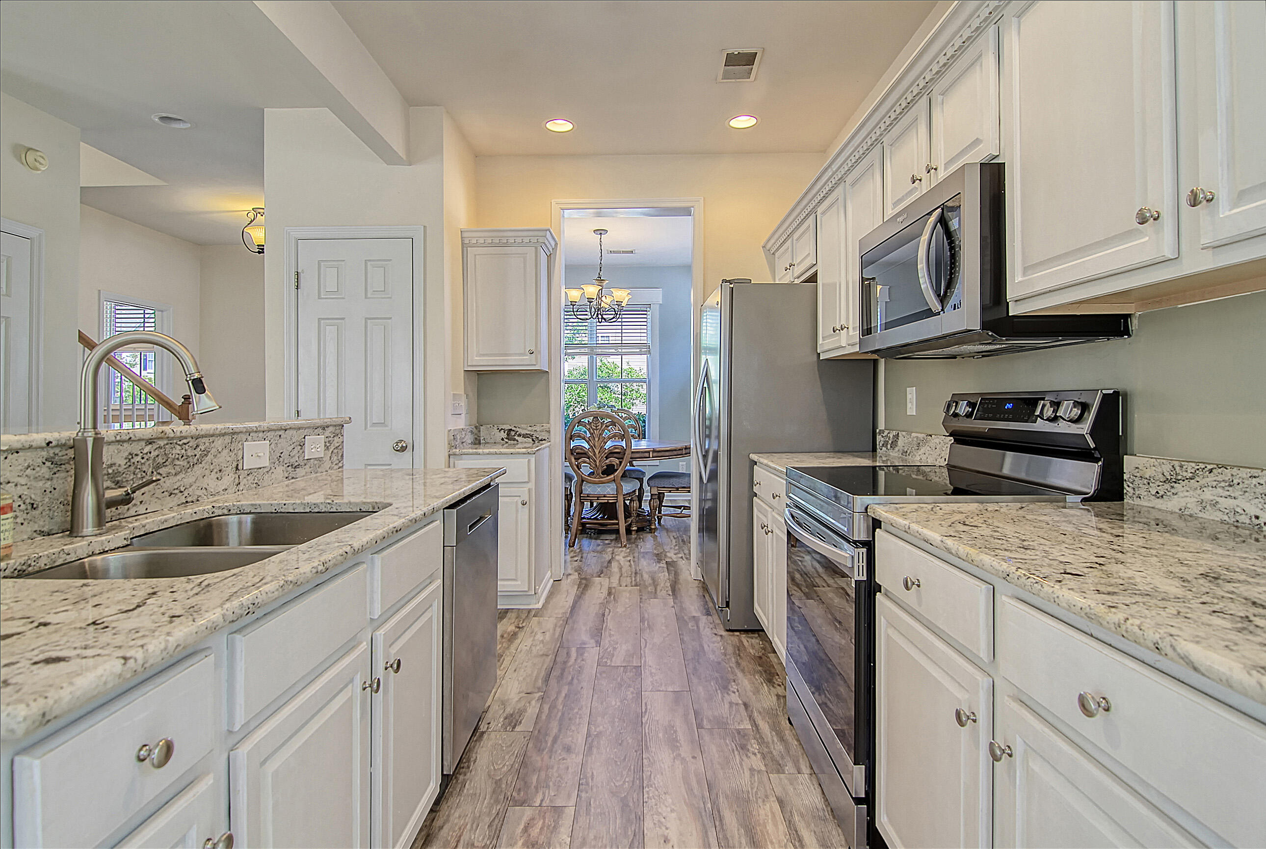 3217 Beaconsfield Road Mount Pleasant, SC 29466 - Photo 28 of 61 CREM_3217 Beaconsfield_019