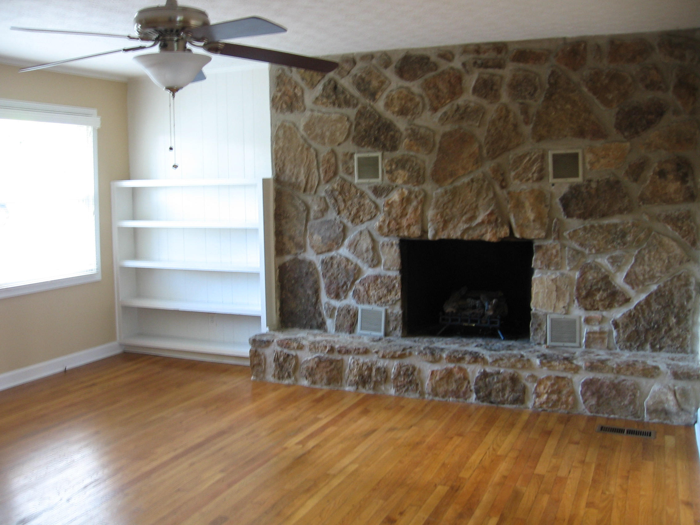 142 Athens Road Oak Ridge, TN 37830 - Photo 3 of 16 IMG_4748
