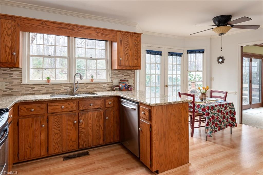 5408 Tower Road Greensboro, NC 27410 - Photo 4 of 30 Gallery Image 4