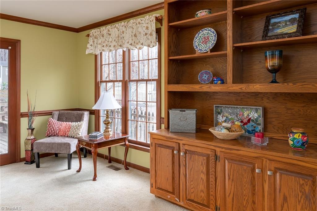 5408 Tower Road Greensboro, NC 27410 - Photo 9 of 30 Gallery Image 9