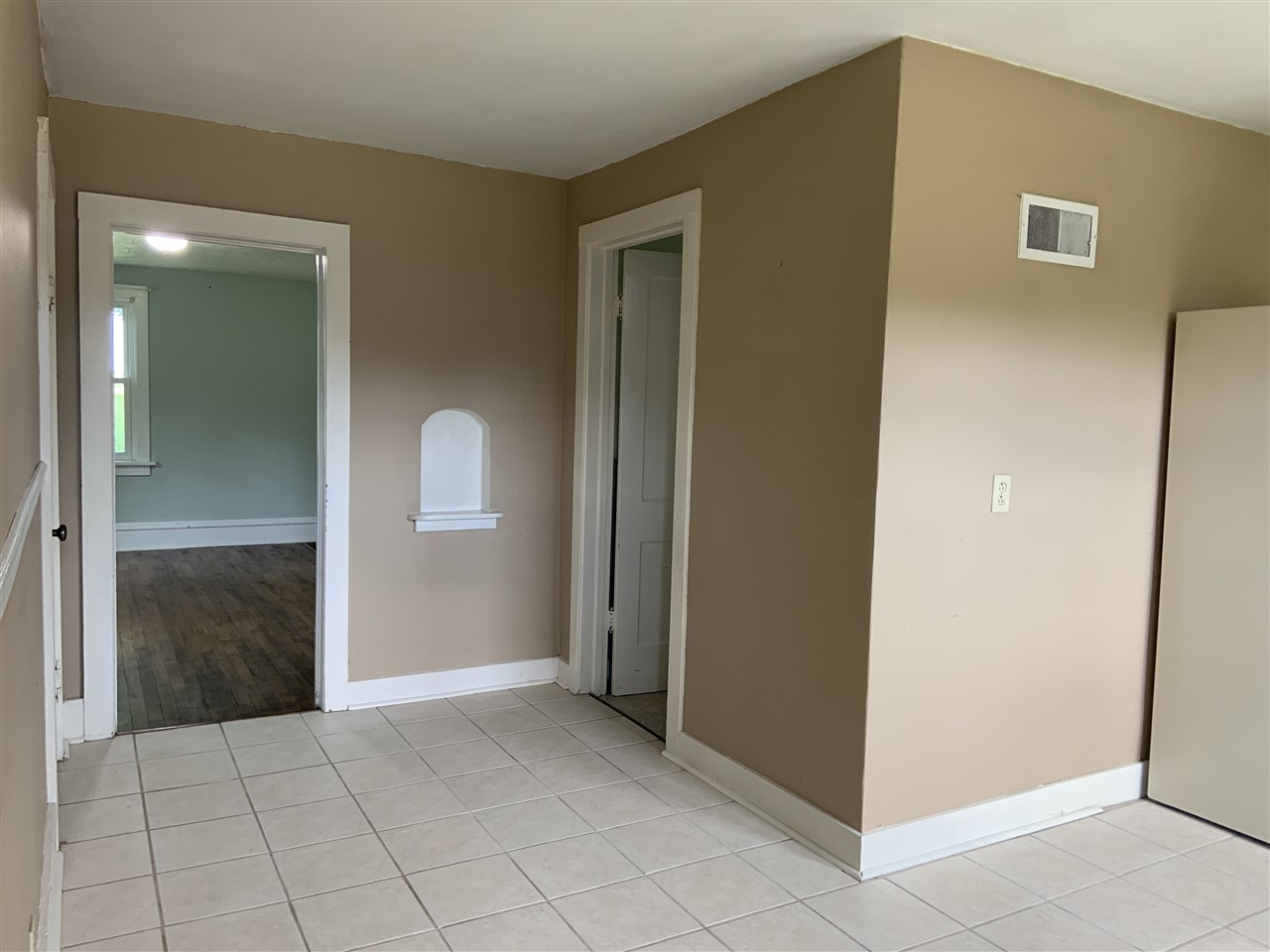 15361 Il Route Poplar Grove, IL 61065 - Photo 13 of 21 Gallery Image 13