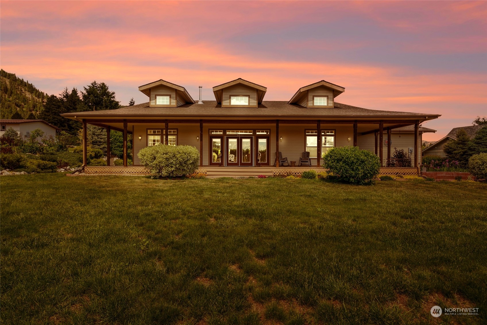 12370 West Emig Drive Leavenworth, WA 98826 - Photo 1 of 40