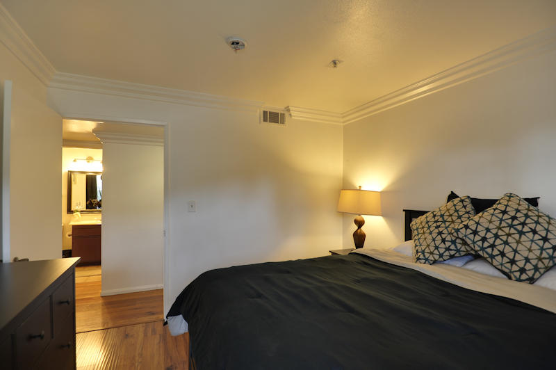 372 Ashtabula Street, Unit 104 Pasadena, CA 91104 - Photo 13 of 14 372 E Ashtabula_MLS_011