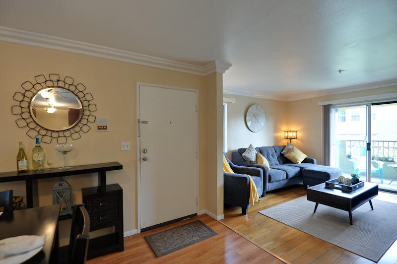 372 Ashtabula Street, Unit 104 Pasadena, CA 91104 - Photo 4 of 14 372 E Ashtabula_MLS_002