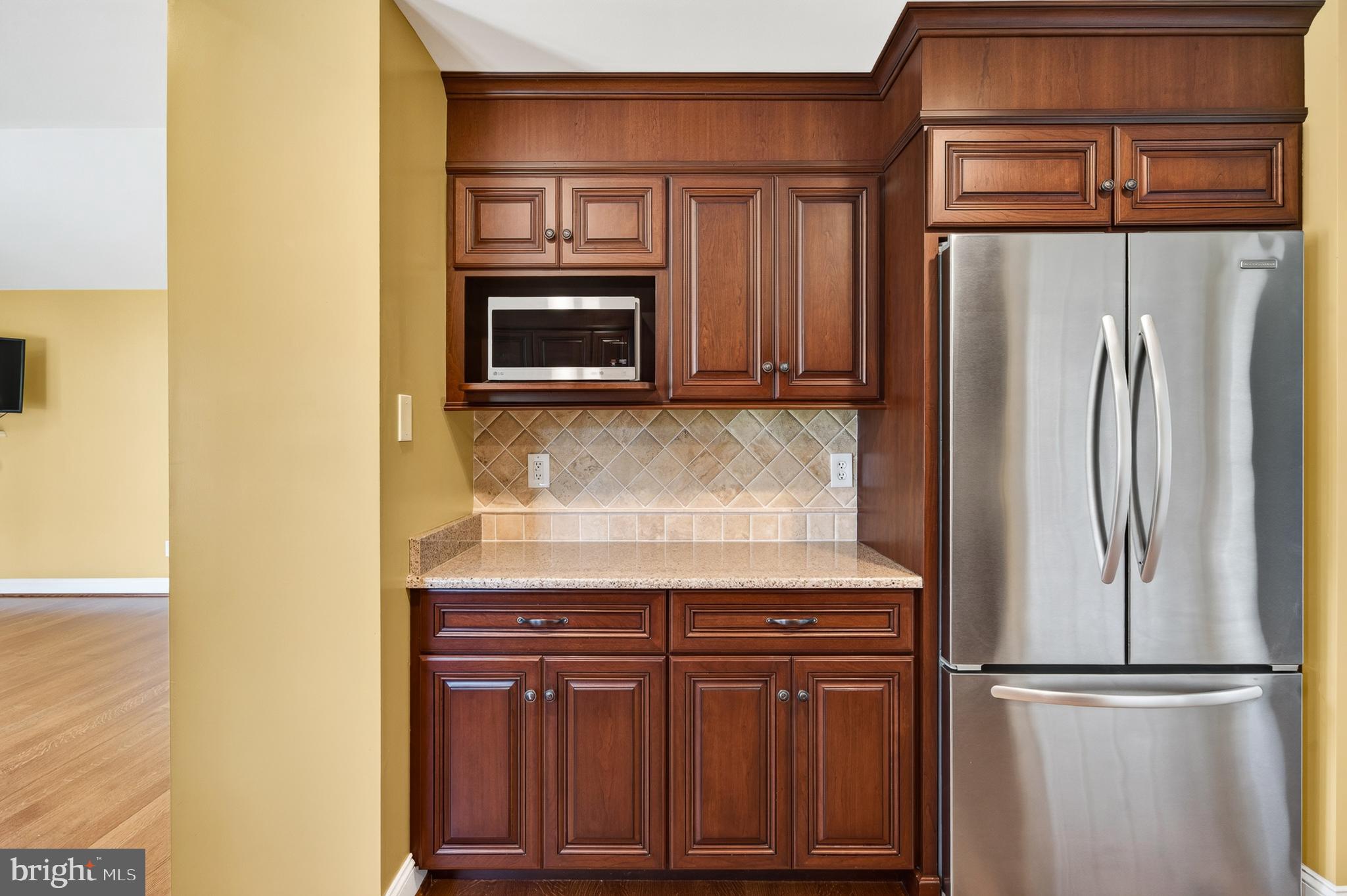 2741 Hillview Road Broomall, PA 19008 - Photo 18 of 80