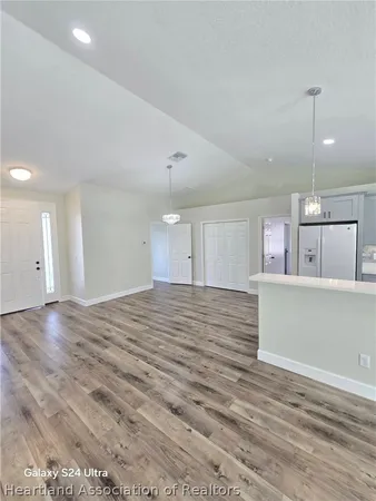 $2,400 | 120 Clinton Avenue, Lake Placid, FL 33852