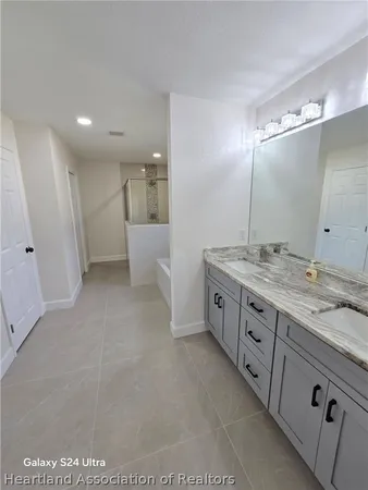 $2,400 | 120 Clinton Avenue, Lake Placid, FL 33852