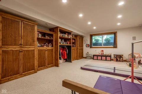 $1,300,000 | 4626 Woods Edge Drive, Zionsville, IN 46077