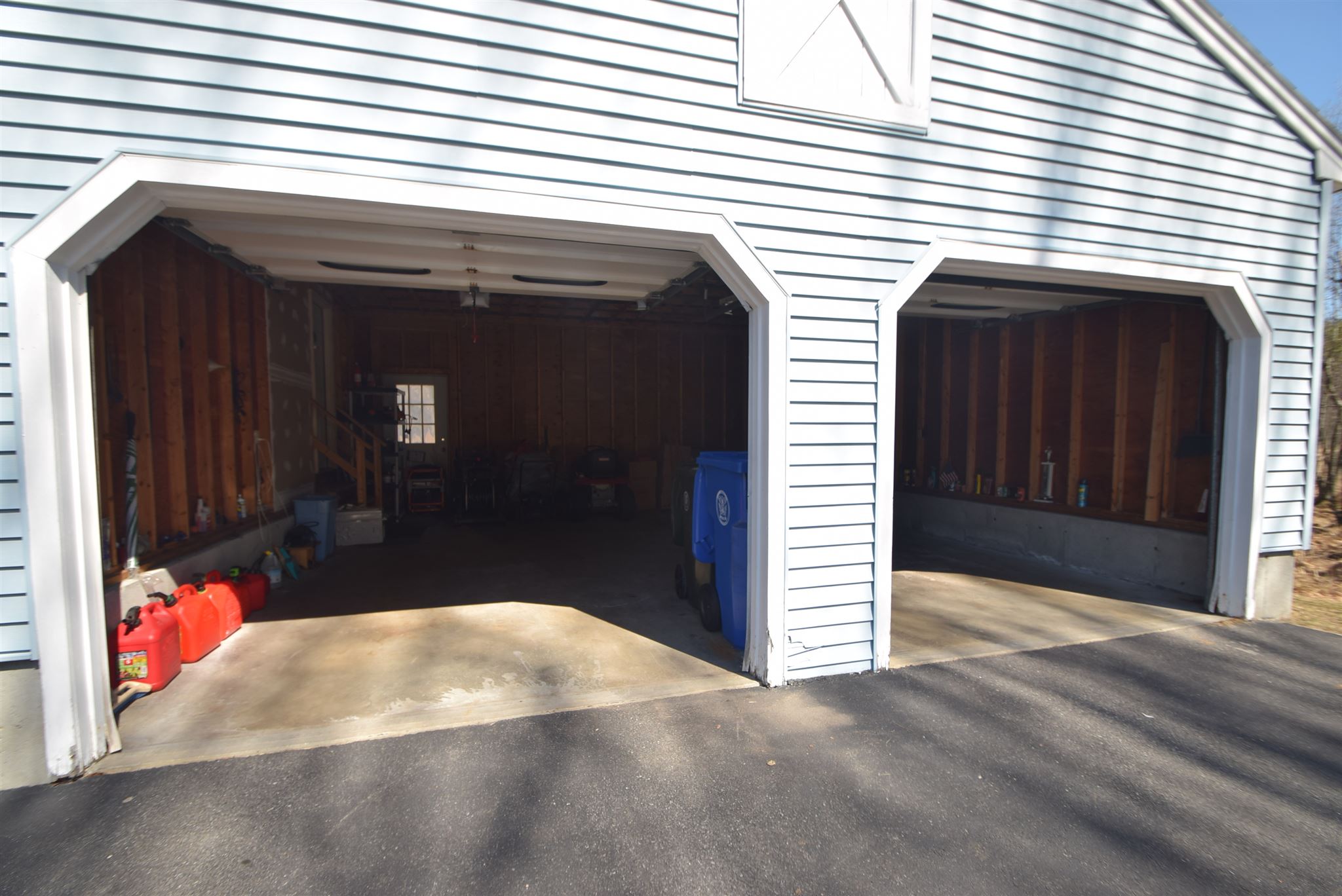 58 Wiley Hill Road Londonderry, NH 03053 - Photo 4 of 40