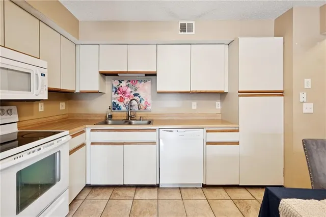 $210,000 | 6813 Northwest Mokane Avenue, Kansas City, MO 64151