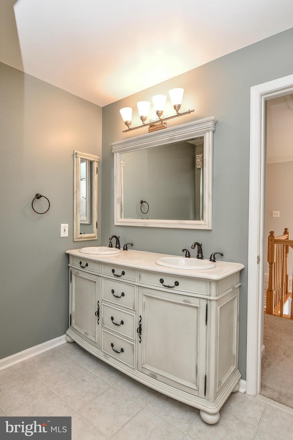 6710 Catskill Road Lorton, VA 22079 - Photo 18 of 30 Bath