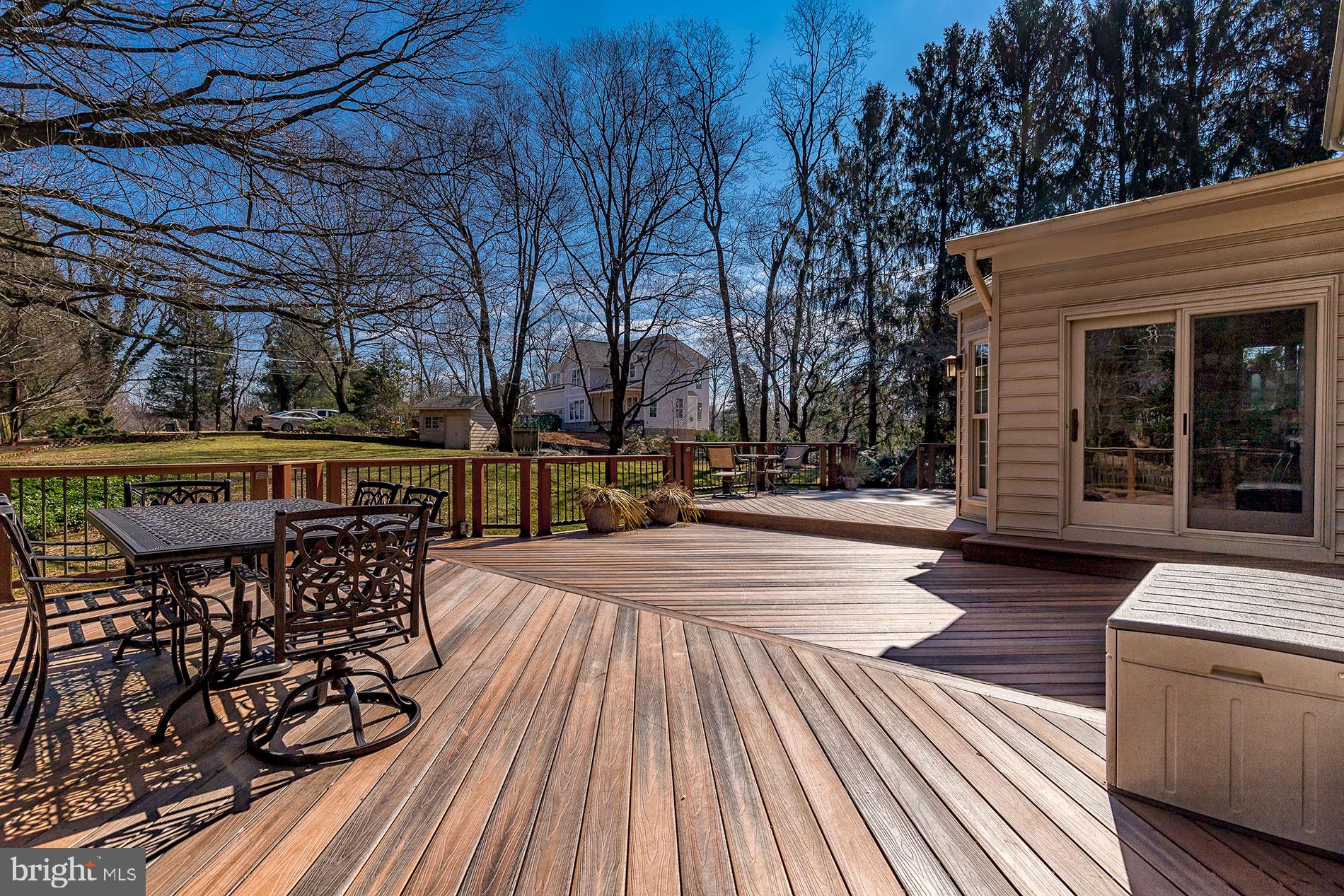 9605 Clarks Crossing Road Vienna, VA 22182 - Photo 46 of 52