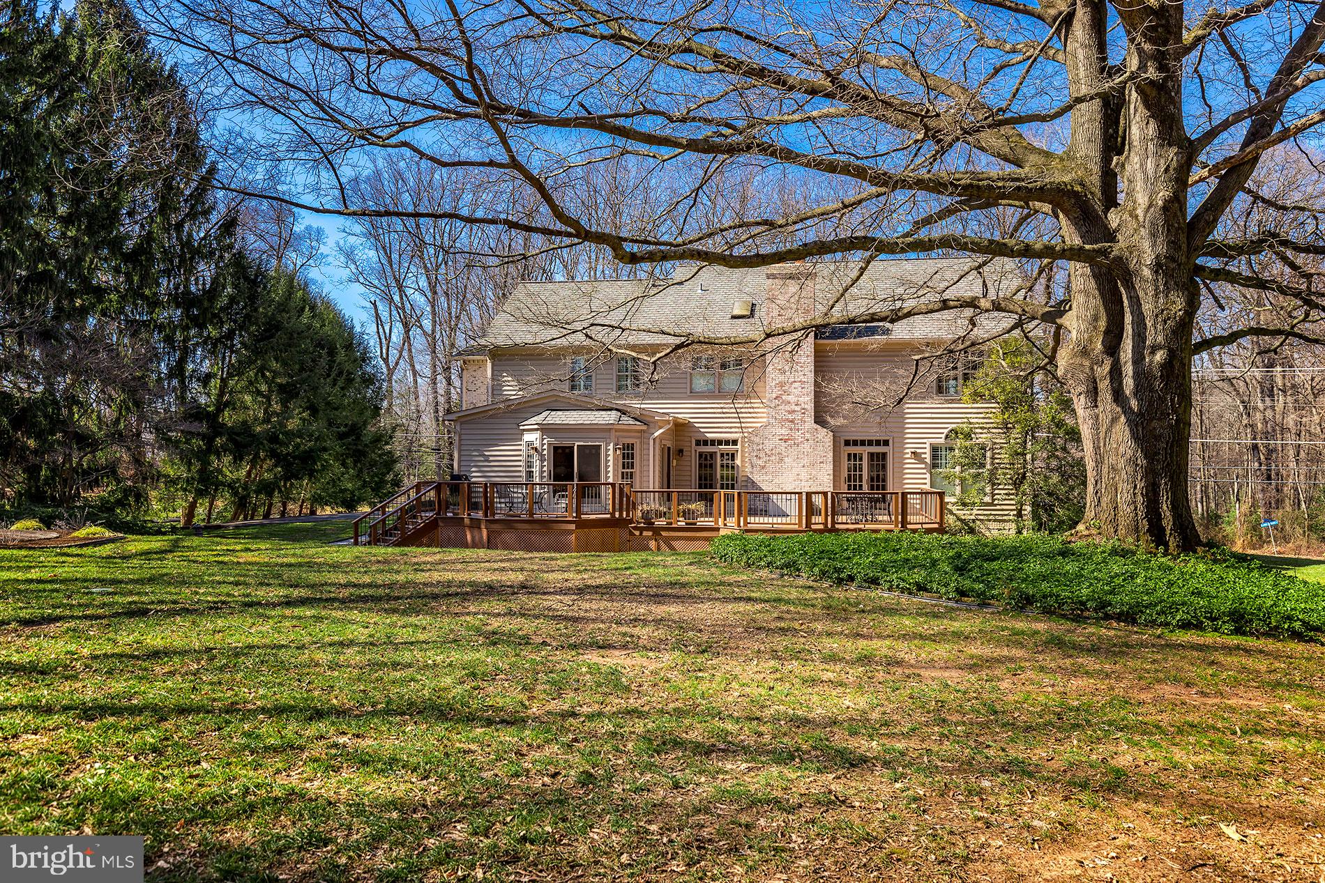 9605 Clarks Crossing Road Vienna, VA 22182 - Photo 50 of 52