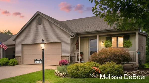 $350,000 | 6349 Eastridge Court, Hudsonville, MI 49426