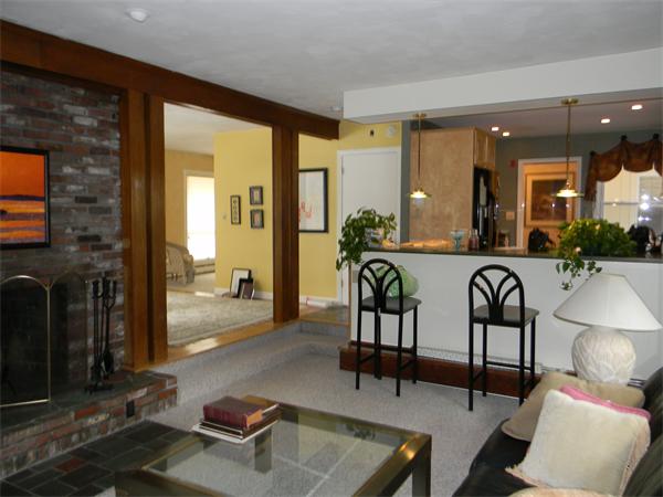 353 York Street Canton, MA 02021 - Photo 6 of 13 Gallery Image 6