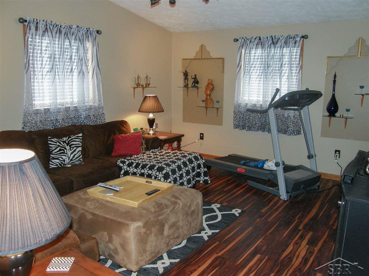 12511 Stuart Road St. Charles, MI 48655 - Photo 7 of 15 31312148-6.JPG