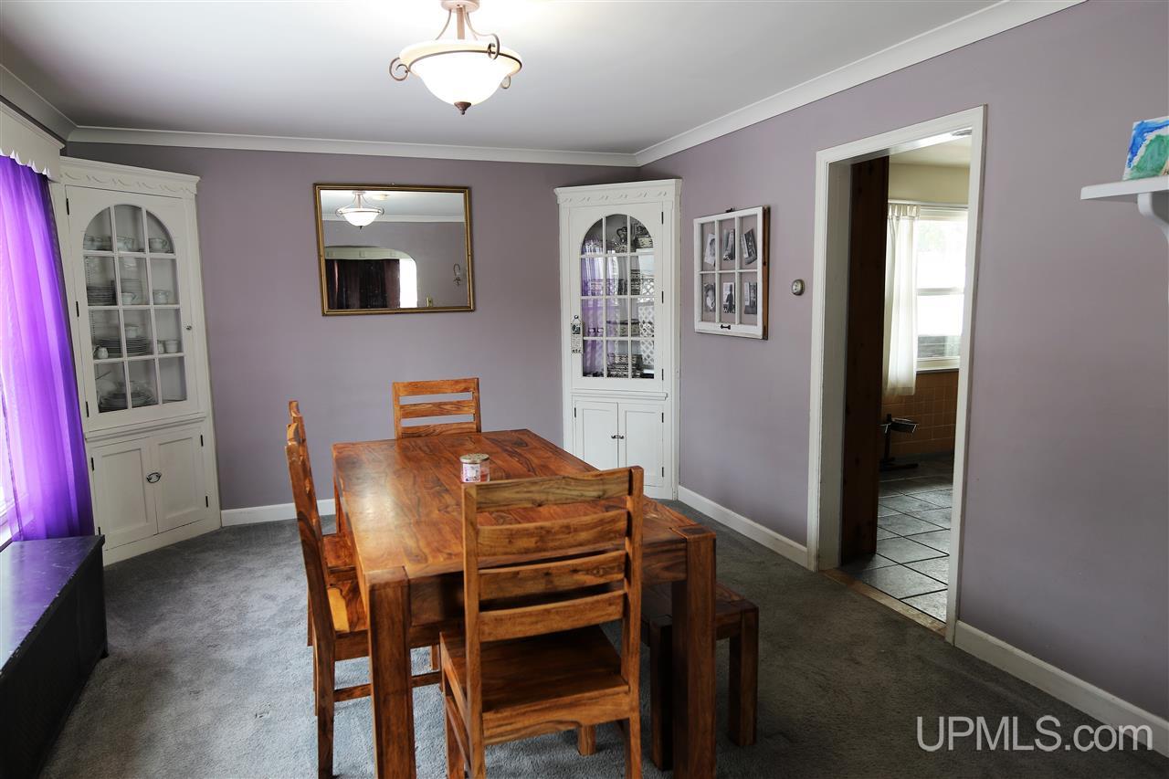 636 East Division Street Ishpeming, MI 49849 - Photo 6 of 43