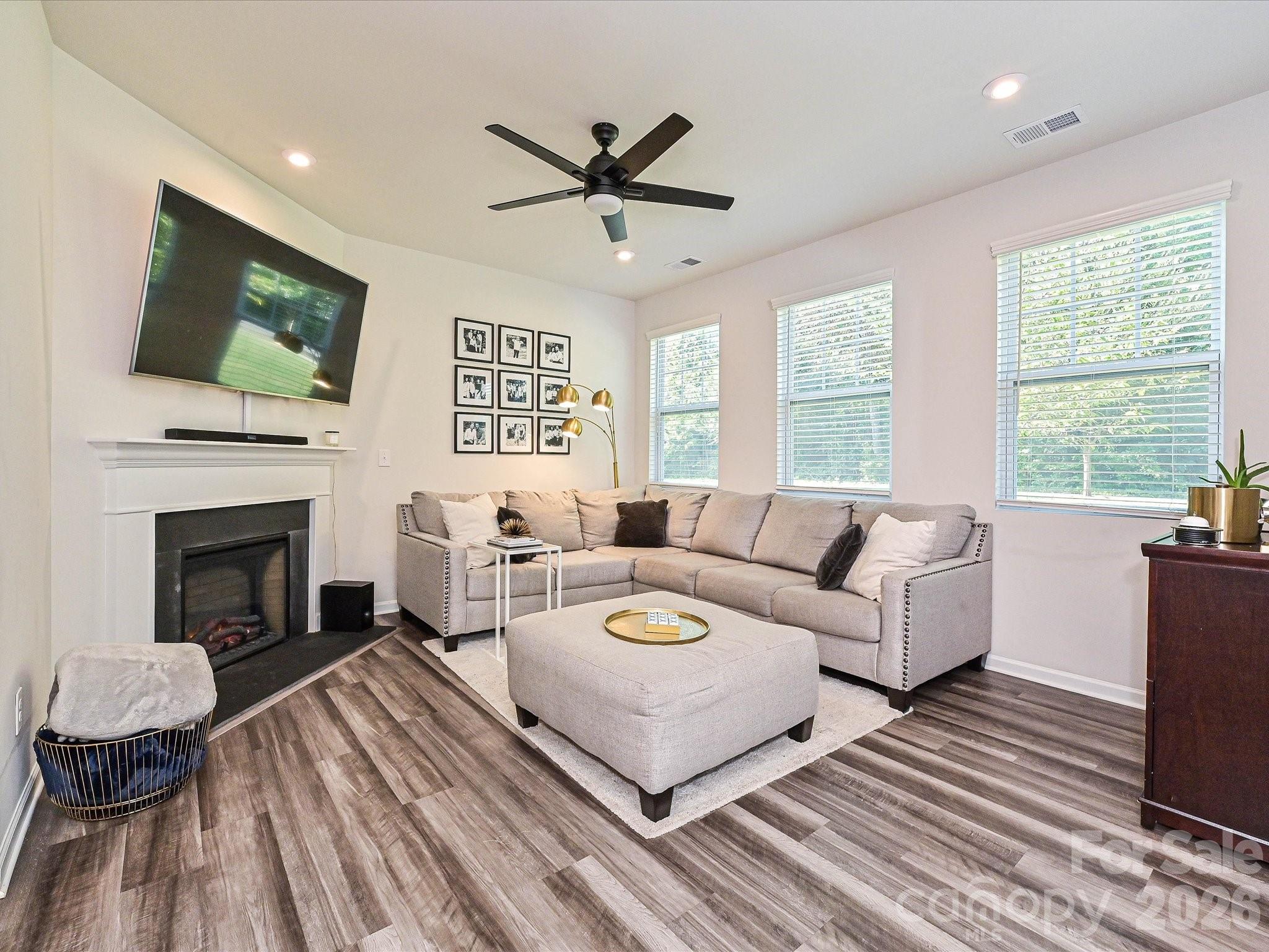 1416 Galloway Road Charlotte, NC 28262 - Photo 5 of 29 Gallery Image 5