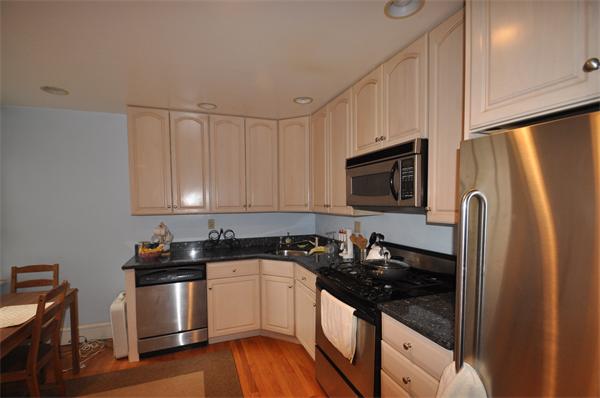 90 Naples Road, Unit 3 Brookline, MA 02446 - Photo 3 of 8