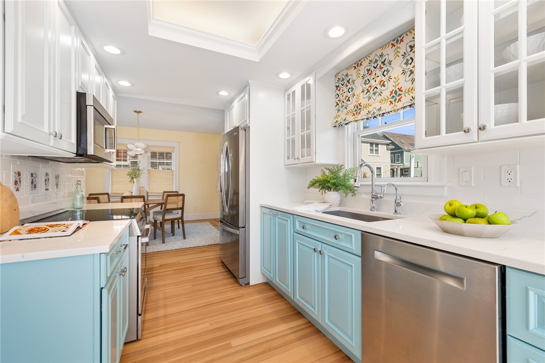 115 Washington Street Newport, RI 02840 - Photo 17 of 50