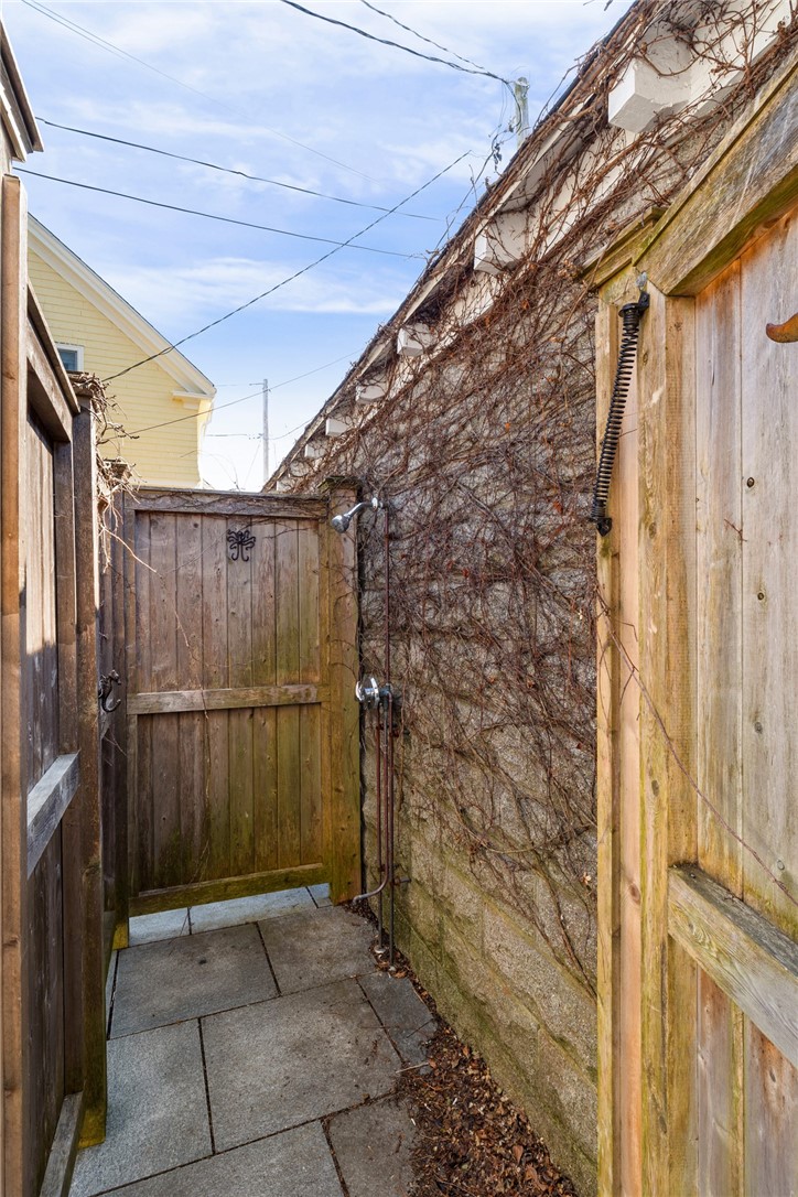 115 Washington Street Newport, RI 02840 - Photo 33 of 50 Outdoor Shower