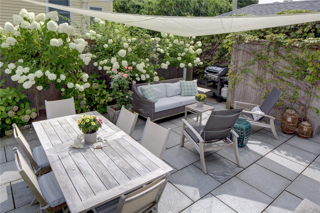 115 Washington Street Newport, RI 02840 - Photo 37 of 50 Backyard during summer