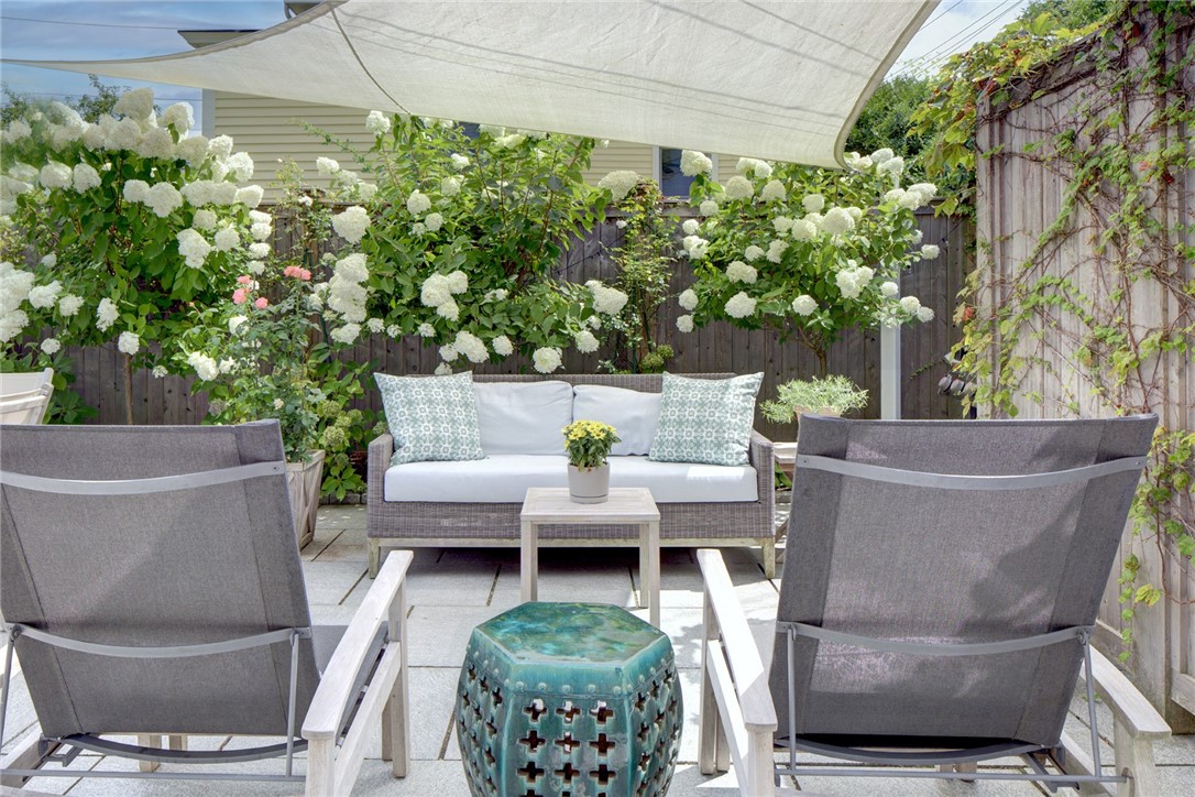 115 Washington Street Newport, RI 02840 - Photo 38 of 50 Backyard during summer