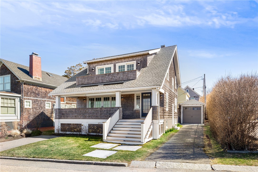 115 Washington Street Newport, RI 02840 - Photo 4 of 50 Exterior Front