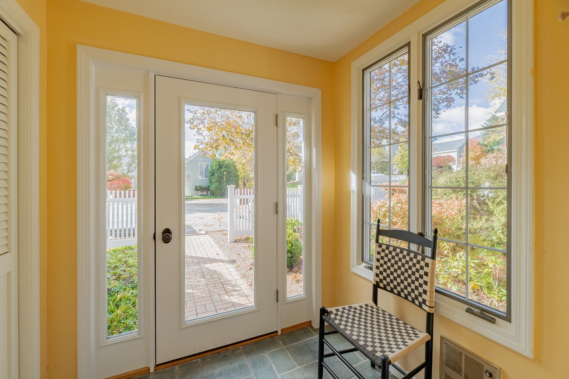 154 Kestrel Court Manchester, VT 05254 - Photo 16 of 33