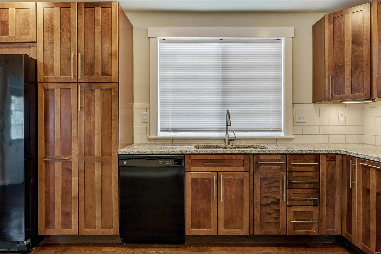 3920 Weber Road St. Louis, MO 63123 - Photo 4 of 15